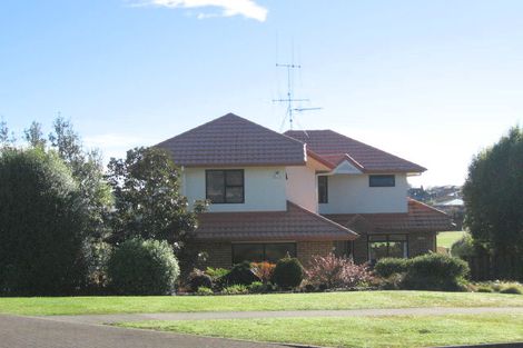 Photo of property in 32 Greenfield Drive, Western Heights, Hamilton, 3200