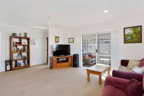 Photo of property in 10a Liftan Place, Mount Maunganui, 3116