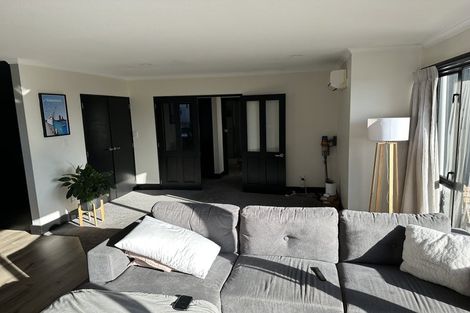 Photo of property in 4/90 Springfield Road, St Albans, Christchurch, 8014