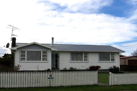 Photo of property in 3 Tait Crescent, Featherston, 5710