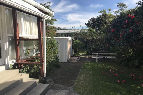 Photo of property in 5 Andrew Place, Otumoetai, Tauranga, 3110