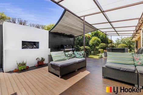 Photo of property in 11 Allerton Place, Wattle Downs, Auckland, 2103