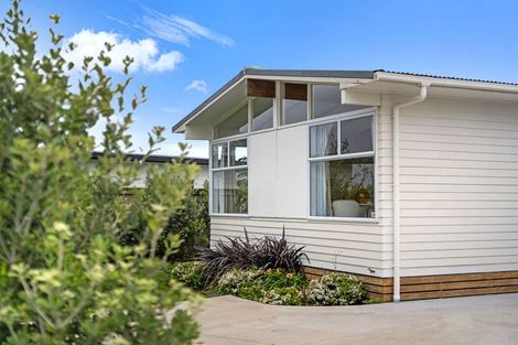 Photo of property in 37 Shoemaker Road, Waipu, 0510