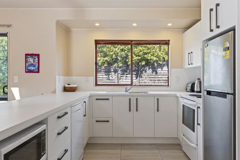 Photo of property in 16 Hoani Place, Kuratau, Turangi, 3381