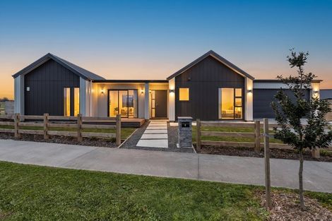 Photo of property in 1 Kentucky Blue Road, Karaka, 2580