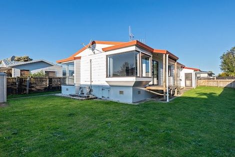 Photo of property in 8a Kingsley Place, Mount Maunganui, 3116