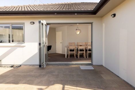 Photo of property in 8 Wouldbank Way, Welcome Bay, Tauranga, 3112