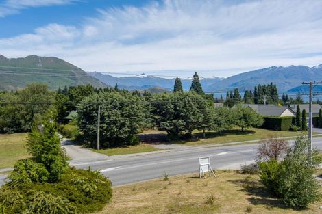 Photo of property in 97 Beacon Point Road, Wanaka, 9305