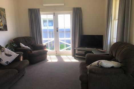 Photo of property in 101a Cracroft Street, Waitara, 4320