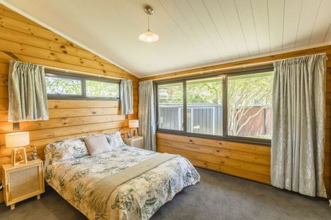 Photo of property in 30 Hookway Grove, Paraparaumu, 5032