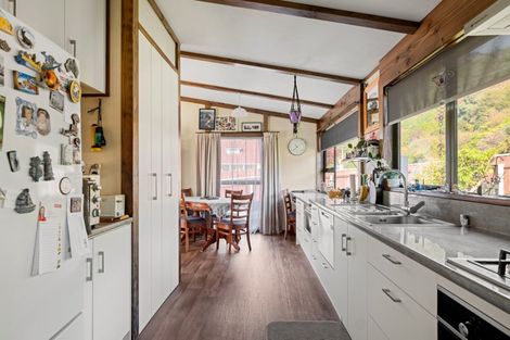 Photo of property in 2 Kavanagh Place, Havelock, 7100