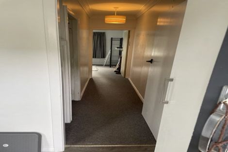 Photo of property in 9 Nikau Street, Eastbourne, Lower Hutt, 5013