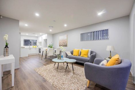 Photo of property in 7d La Trobe Street, Pakuranga Heights, Auckland, 2010