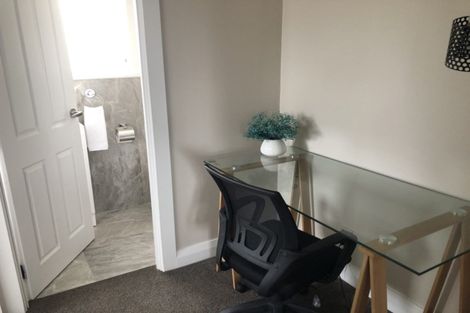 Photo of property in 24 Deseret Road, Temple View, Hamilton, 3218