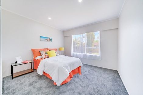 Photo of property in 1/10 Gloaming Place, Conifer Grove, Takanini, 2112