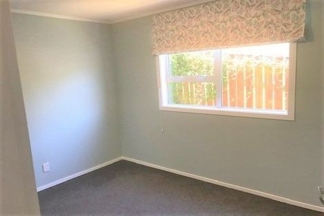 Photo of property in 6 Gaff Place, Whitby, Porirua, 5024