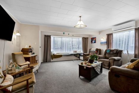 Photo of property in 237a South Road, Hawera, 4610