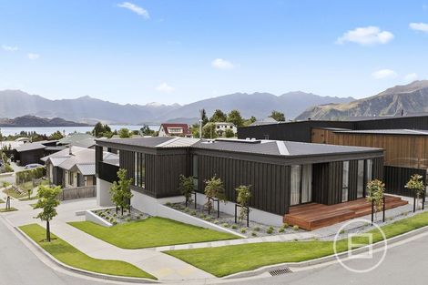 Photo of property in 98 Mills Road, Wanaka, 9305