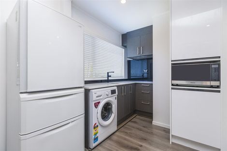 Photo of property in 3 Mount Albert Road, Mount Albert, Auckland, 1025