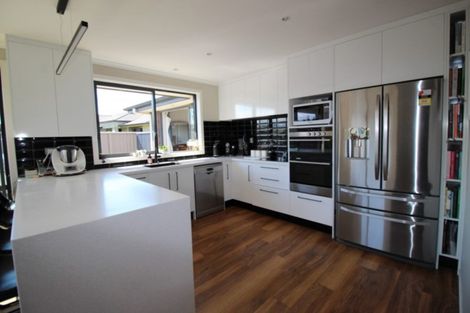 Photo of property in 19 Larch Crescent, Alexandra, 9320