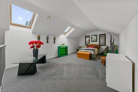 Photo of property in 7 Burgundy Park Avenue, Henderson, Auckland, 0612