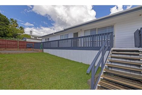 Photo of property in 2 Glendene Avenue, Glendene, Auckland, 0602