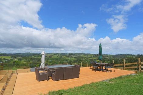 Photo of property in 91 Trig Road, Whitford, Howick, 2571