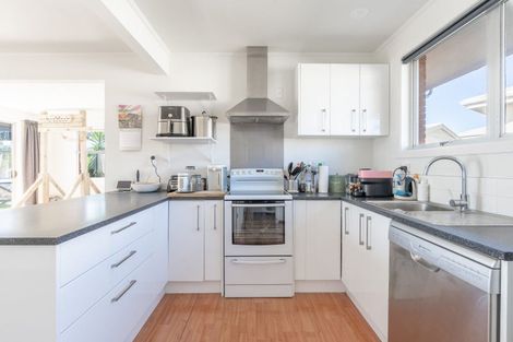 Photo of property in 8a Lodge Avenue, Mount Maunganui, 3116