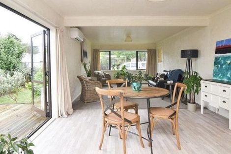 Photo of property in 4 Wakelin Street, Carterton, 5713