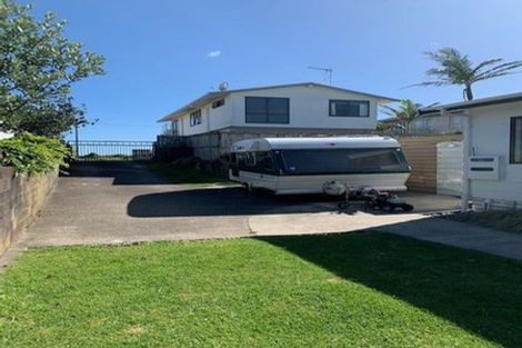 Photo of property in 866a Papamoa Beach Road, Papamoa Beach, Papamoa, 3118