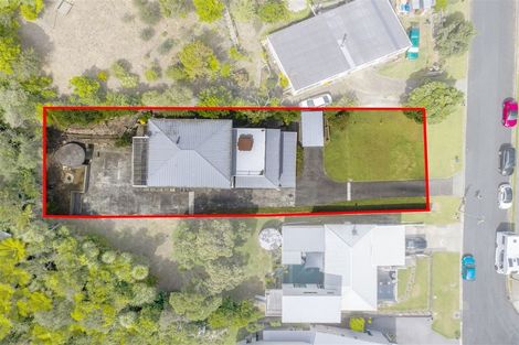 Photo of property in 65 De Luen Avenue, Tindalls Beach, Whangaparaoa, 0930