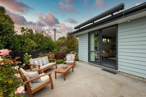 Photo of property in 1/241 Fifield Terrace, Opawa, Christchurch, 8023