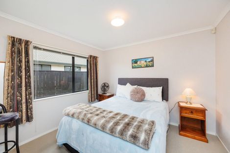 Photo of property in 49 Peter Hall Drive, Kelvin Grove, Palmerston North, 4414