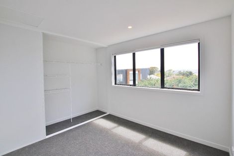 Photo of property in 31 Whanui Place, Mangere Bridge, Auckland, 2022