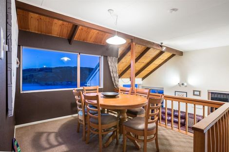 Photo of property in 33 Forth Place, Papakowhai, Porirua, 5024