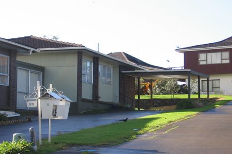 Photo of property in 1/33 Rapallo Place, Farm Cove, Auckland, 2012