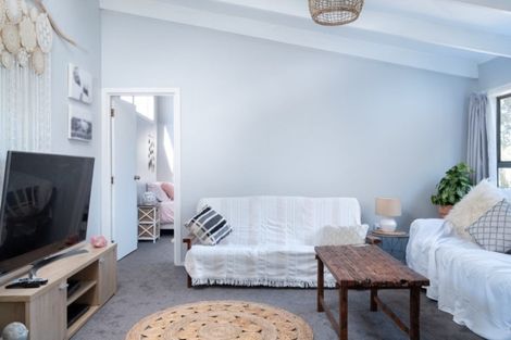 Photo of property in 12 Hooper Street, Tamarau, Gisborne, 4010