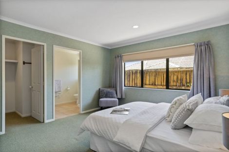 Photo of property in 6 Beachlands Place, Papamoa Beach, Papamoa, 3118