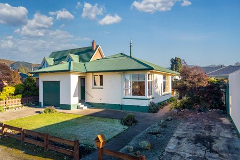 Photo of property in 30 Hughes Street, Waimate, 7924