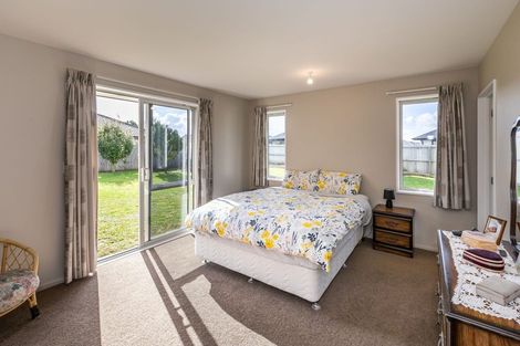 Photo of property in 30 Beaumont Drive, Rolleston, 7614