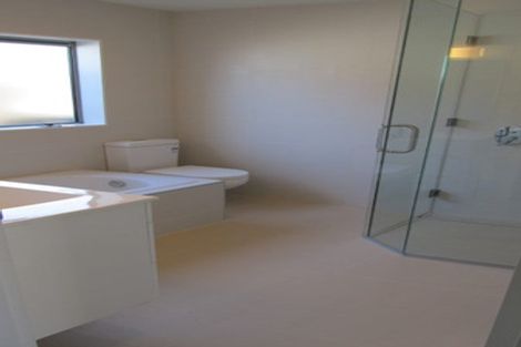 Photo of property in 9d Linden Avenue, Tawa, Wellington, 5028