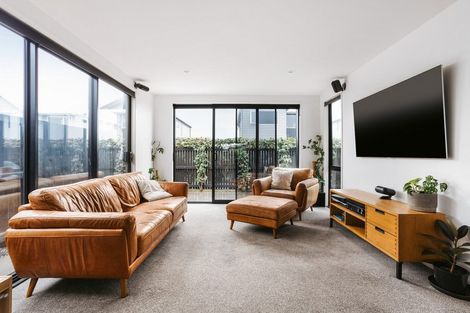 Photo of property in 98 Franks Way, Papamoa Beach, Papamoa, 3118