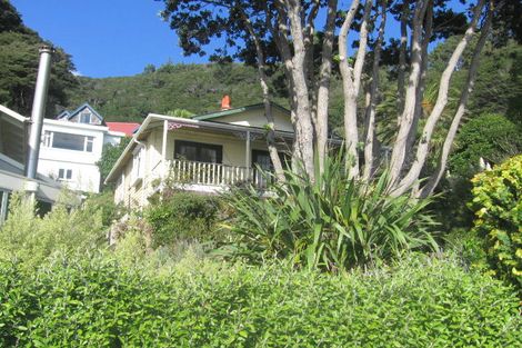 Photo of property in 622 Marine Drive, Days Bay, Lower Hutt, 5013