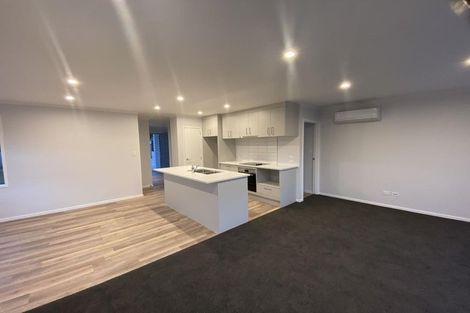 Photo of property in 5a Hinau Street, Tawa, Wellington, 5028