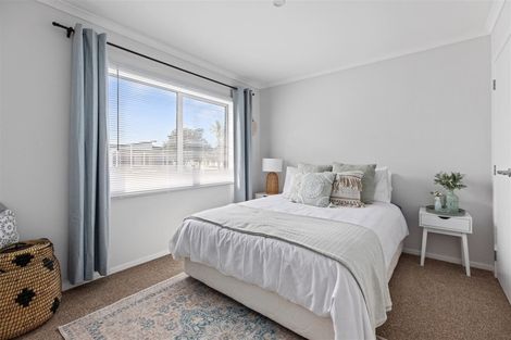 Photo of property in 36 Spinifex Street, Papamoa Beach, Papamoa, 3118