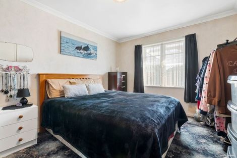 Photo of property in 37 Laurie Avenue, Papakura, 2110