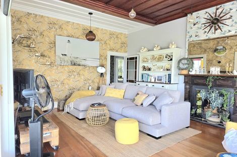 Photo of property in 14 Maning Street, Kohukohu, 0491