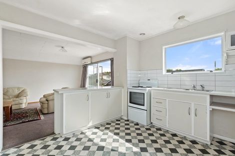 Photo of property in 2/28 Taramea Place, Addington, Christchurch, 8024