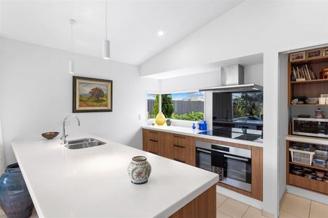 Photo of property in 33 Hamill Road, Halswell, Christchurch, 8025