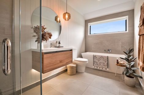 Photo of property in 2 Len Ireland Drive, Kumeu, 0810